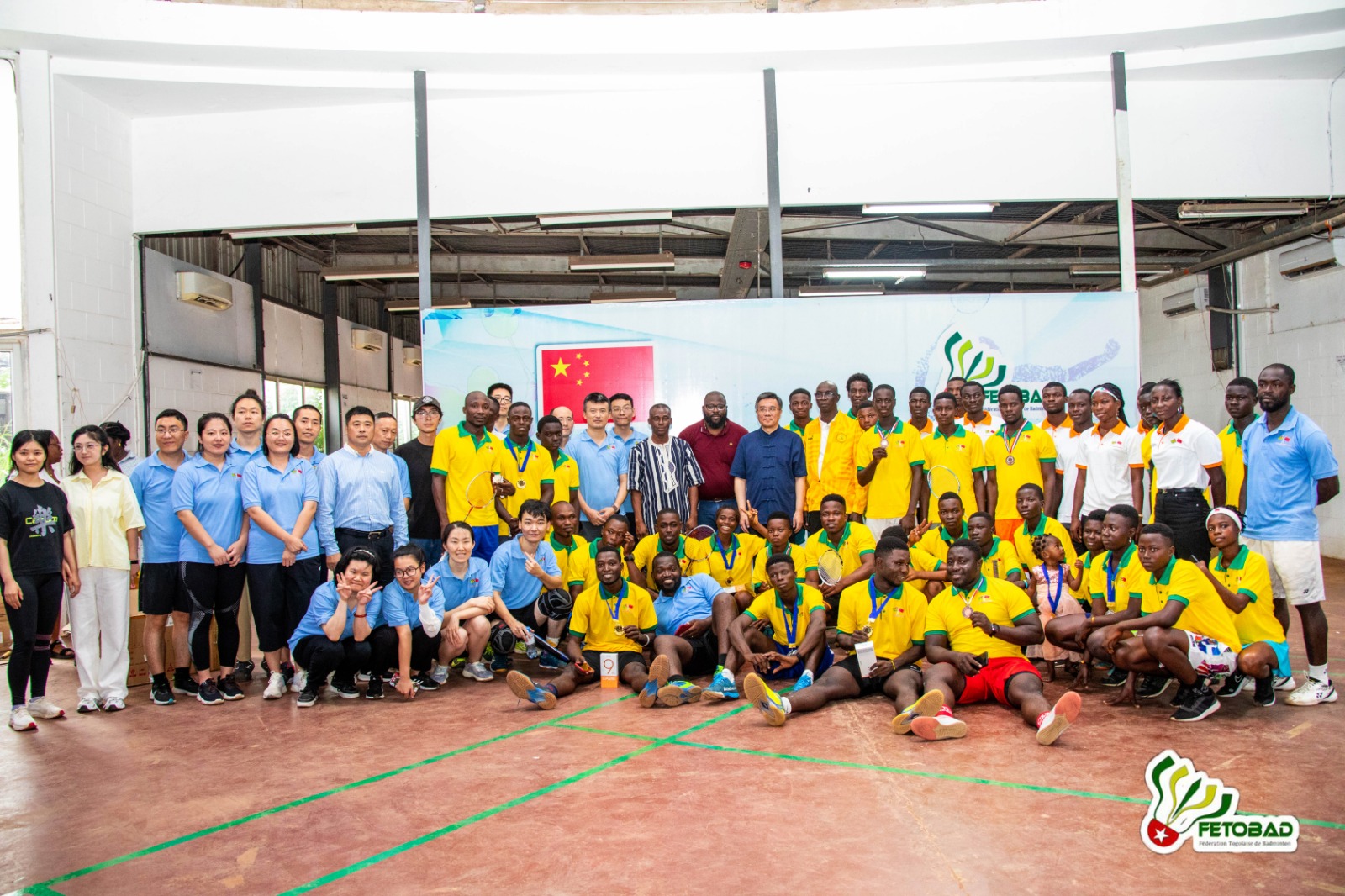 Un Tournoi d’Amitié de Badminton Chine-Togo Renforce les Échanges Sportifs entre les Deux Pays